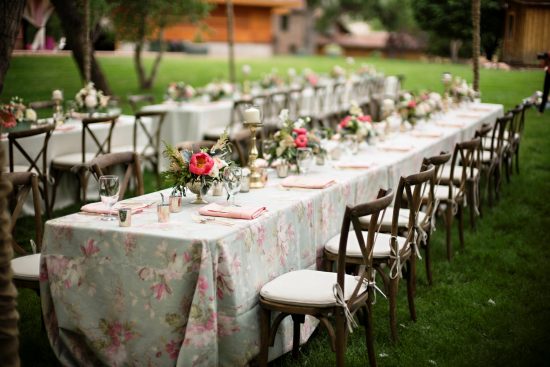 הפקת חתונה בחצר